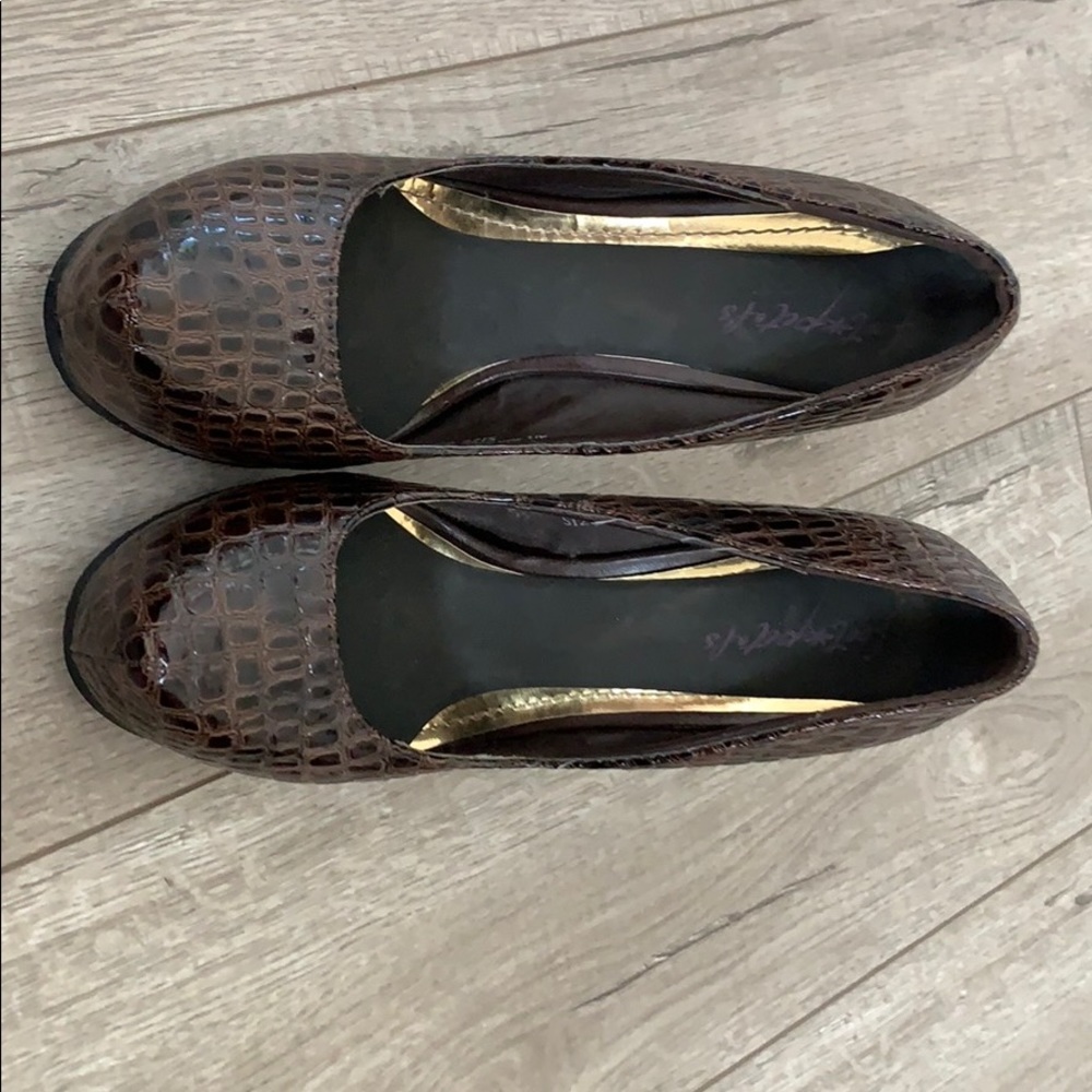 Shoe Dazzle Brown Patterned Heels - image 1